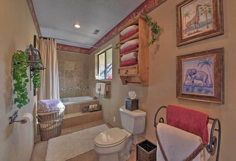 Mountainside Cabin W/ Deck 16 Miles To Skiing!