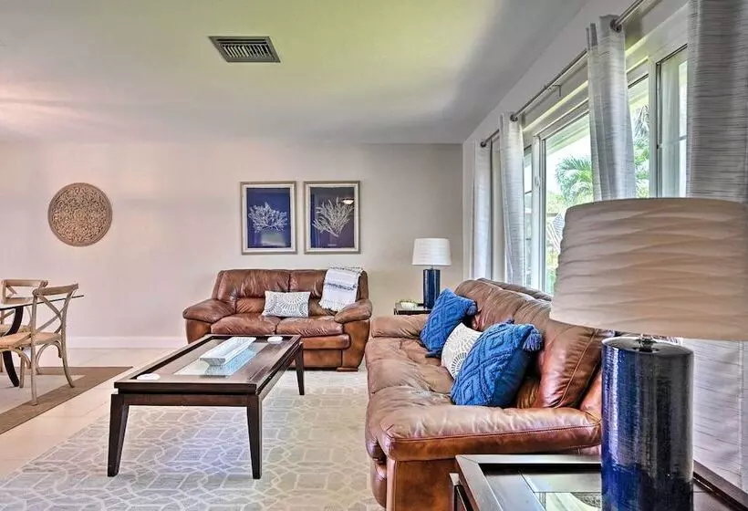 Naples Paradise W/ Private Pool, 4 Mi To Beach!