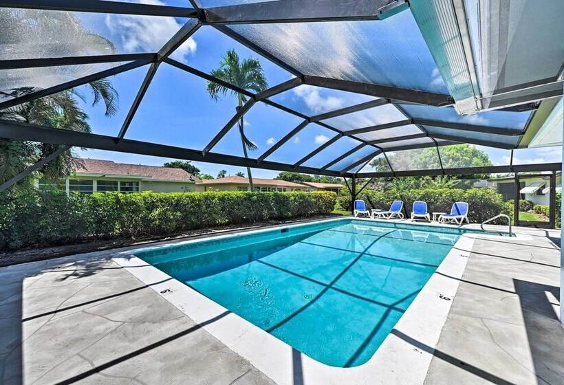 Naples Paradise W/ Private Pool, 4 Mi To Beach!