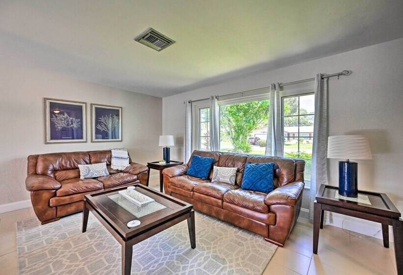 Naples Paradise W/ Private Pool, 4 Mi To Beach!