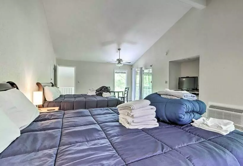 Osage Beach Home W/ Resort Style Amenities!