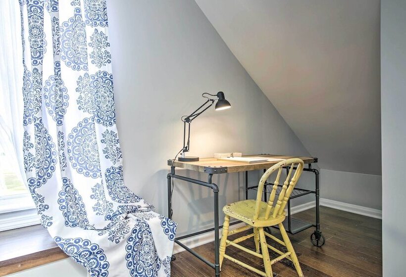 Peaceful Kansas Cottage W/ Wraparound Deck!