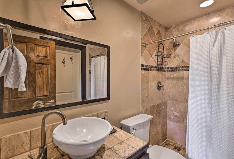 Hot Tub & Mtn Views Pristine Breckenridge Home!