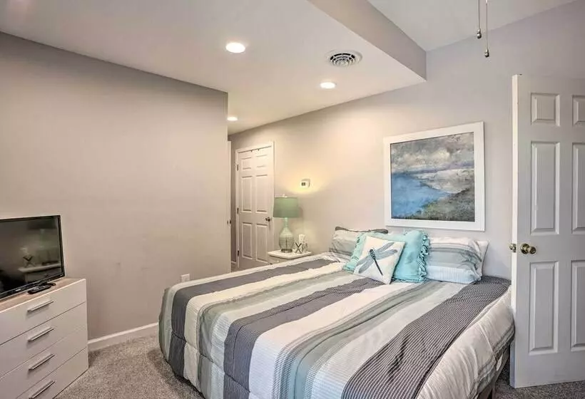 Riverfront Retreat On 4 Acres W/ Private Dock