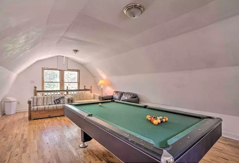 Riverfront Retreat On 4 Acres W/ Private Dock