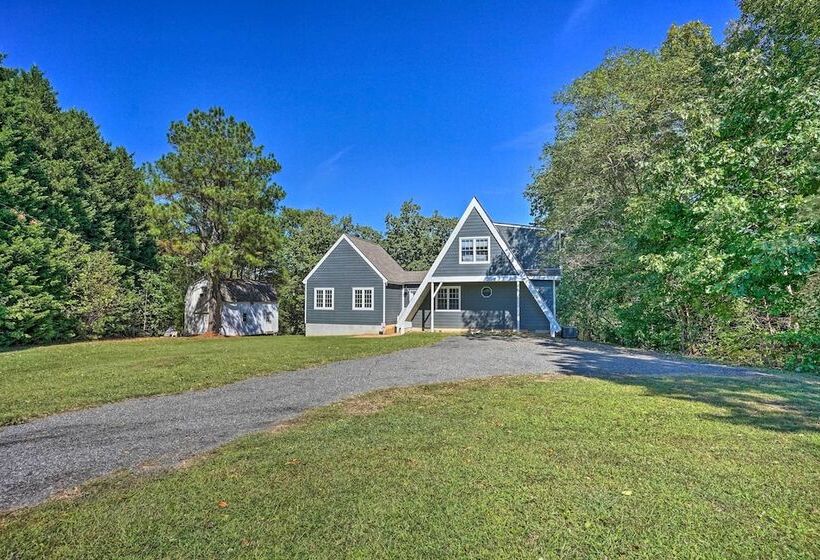 Riverfront Retreat On 4 Acres W/ Private Dock