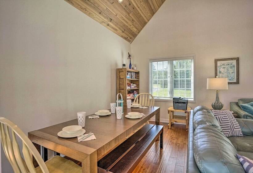 Riverfront Retreat On 4 Acres W/ Private Dock