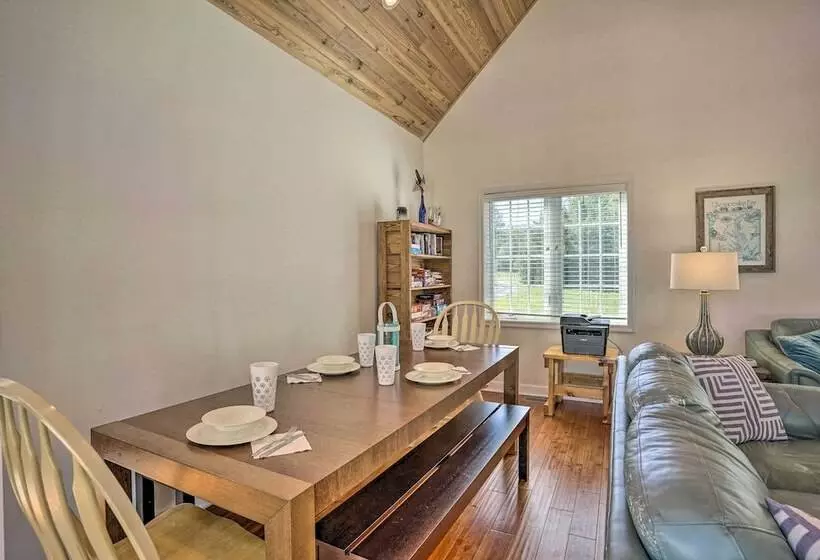 Riverfront Retreat On 4 Acres W/ Private Dock