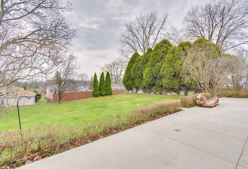 Rochester Family Home Walk To Lake Ontario!