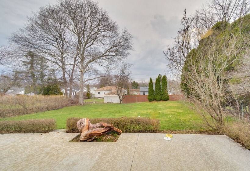 Rochester Family Home Walk To Lake Ontario!