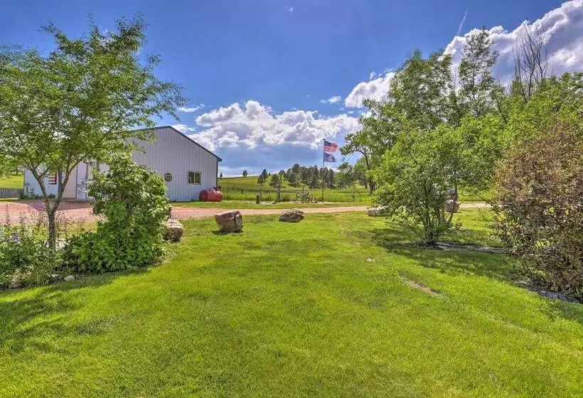 Hermosa Home W/ Deck: 2 Mi To Custer State Park!