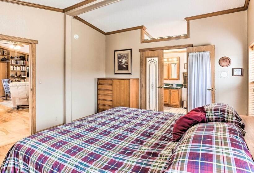 Hermosa Home W/ Deck: 2 Mi To Custer State Park!