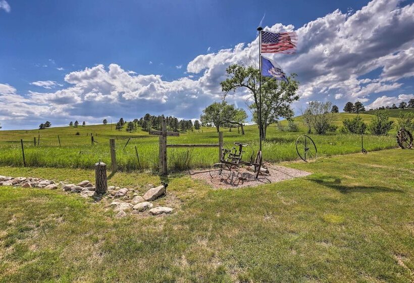 Hermosa Home W/ Deck: 2 Mi To Custer State Park!