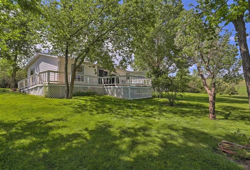 Hermosa Home W/ Deck: 2 Mi To Custer State Park!