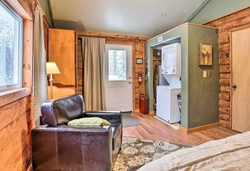 Snowshoe Cabin  W/ Gas Grill: Fish & Hike!