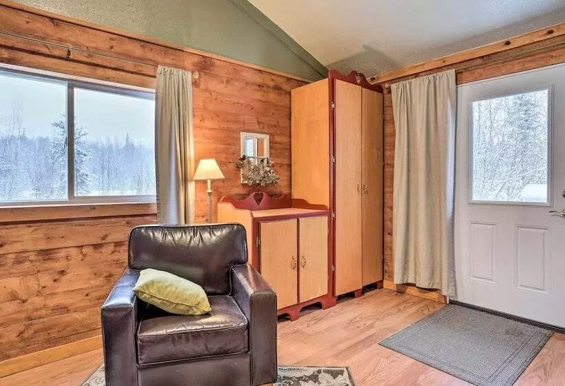 Snowshoe Cabin  W/ Gas Grill: Fish & Hike!