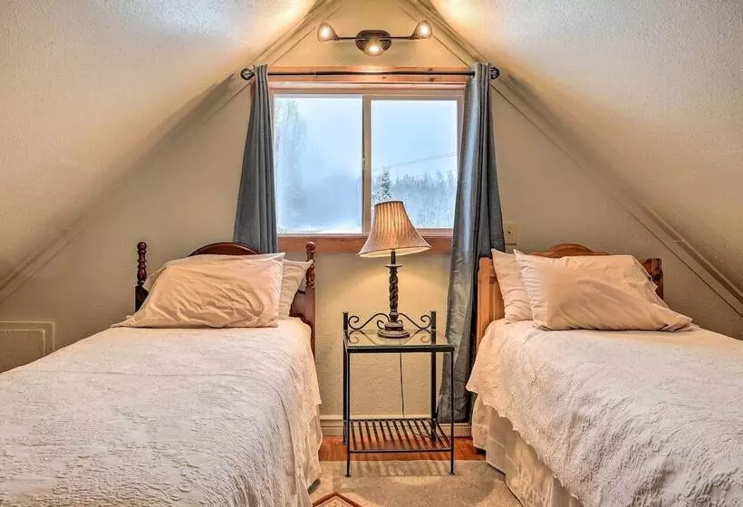 Snowshoe Cabin  W/ Gas Grill: Fish & Hike!