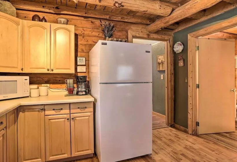Snowshoe Cabin  W/ Gas Grill: Fish & Hike!