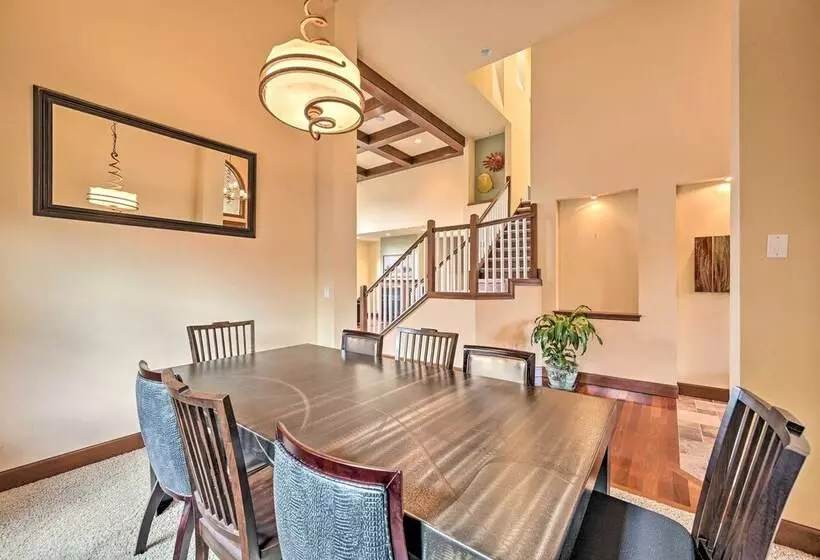 Spacious Kirkland Home 15 Mi To Dtwn Seattle!