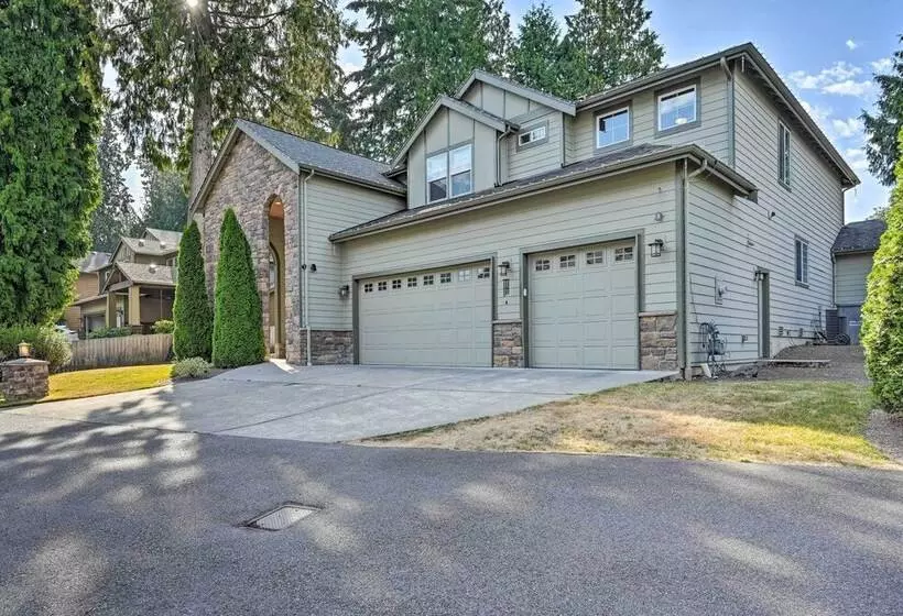 Spacious Kirkland Home 15 Mi To Dtwn Seattle!