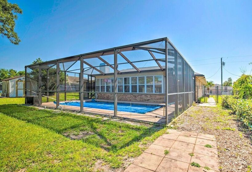 Spring Hill Retreat W/ Heated Pool & 4 In 1 Grill