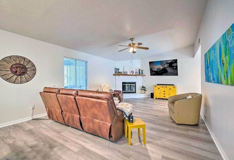 Spring Hill Retreat W/ Heated Pool & 4 In 1 Grill