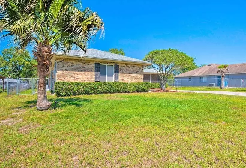 Spring Hill Retreat W/ Heated Pool & 4 In 1 Grill