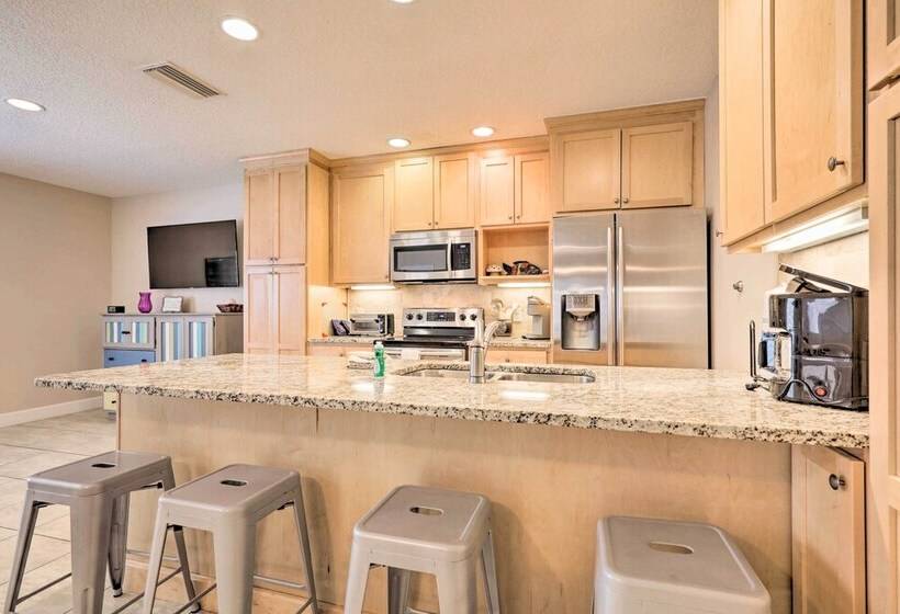 St Augustine  Island Cottage    Walk To Beach