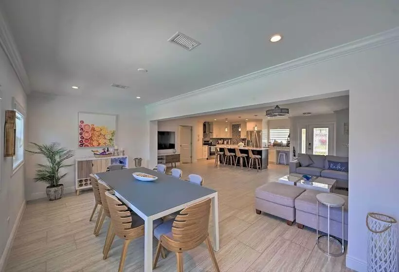 Pool, Dock, Game Room: Cape Coral Canal Home