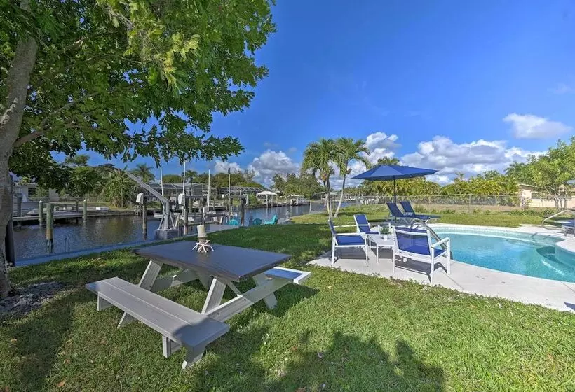 Pool, Dock, Game Room: Cape Coral Canal Home