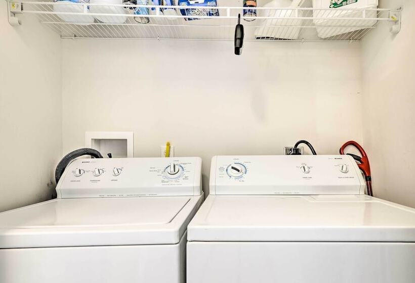 Tree Lined Pocono Lake Home W/ Hot Tub + Decks!