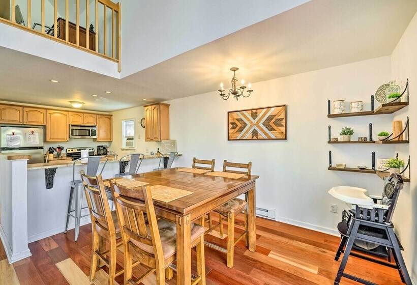 Tree Lined Pocono Lake Home W/ Hot Tub + Decks!