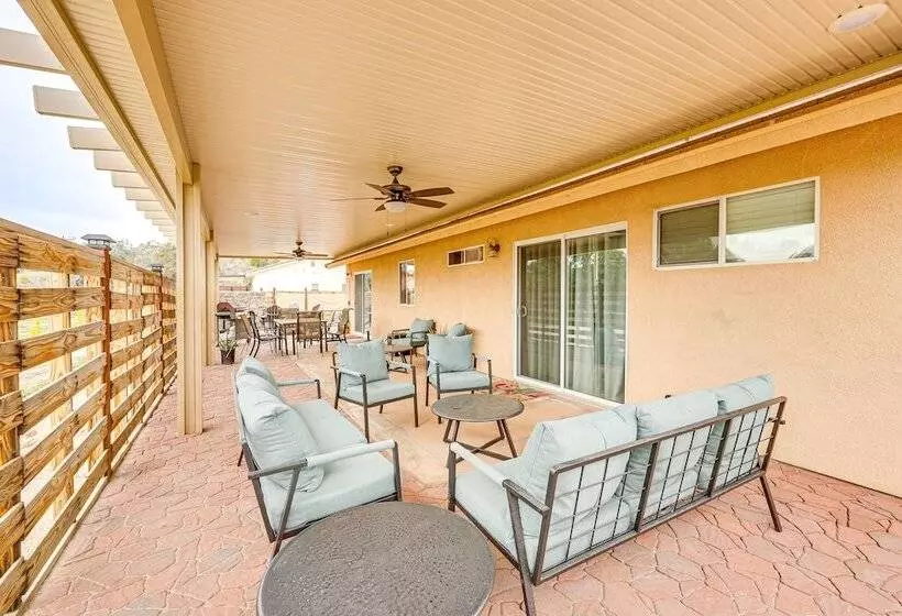 Updated Abode: 22 Mi To Joshua Tree National Park!