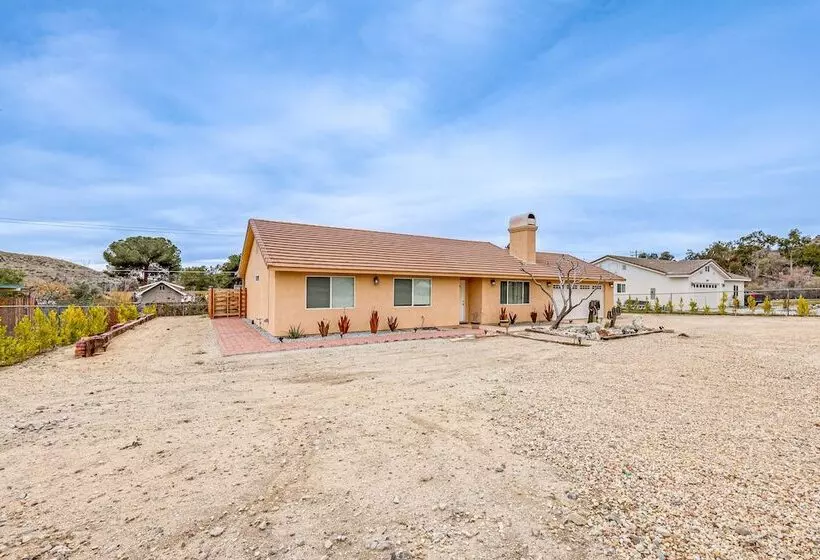 Updated Abode: 22 Mi To Joshua Tree National Park!