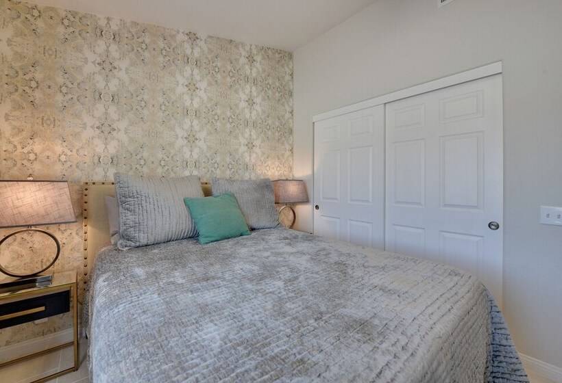 Updated Abode: 22 Mi To Joshua Tree National Park!