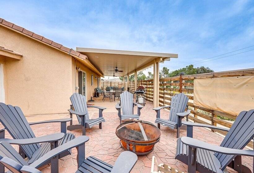 Updated Abode: 22 Mi To Joshua Tree National Park!