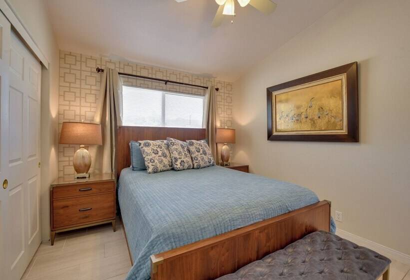 Updated Abode: 22 Mi To Joshua Tree National Park!