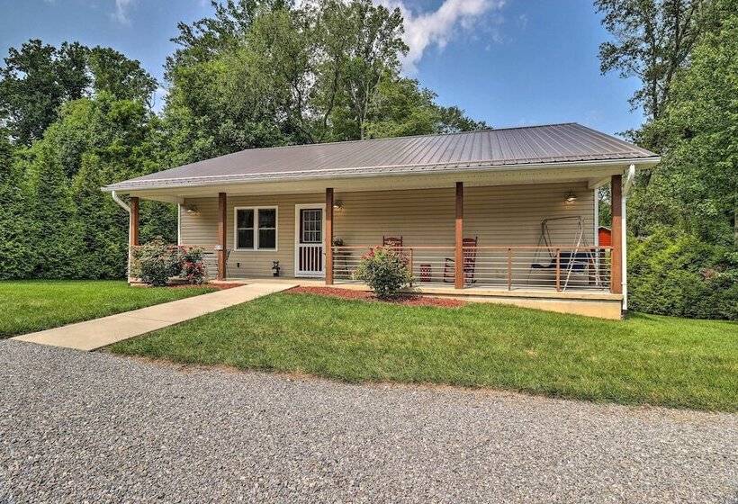 Updated Cottage At Lake Junaluska Golf Course!