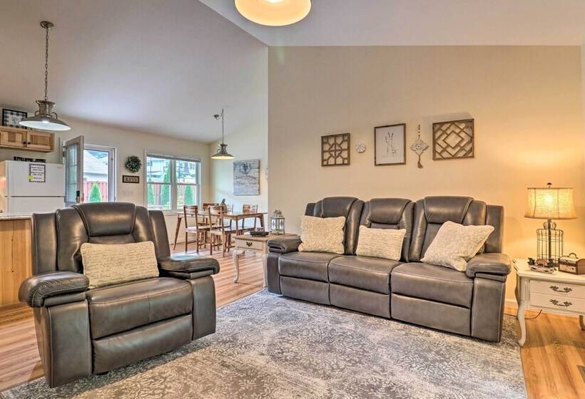 Updated Cottage At Lake Junaluska Golf Course!