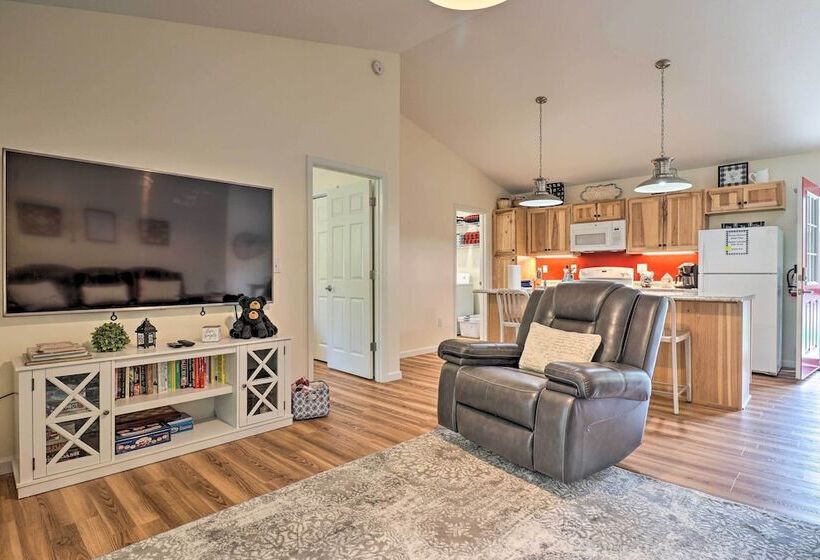 Updated Cottage At Lake Junaluska Golf Course!