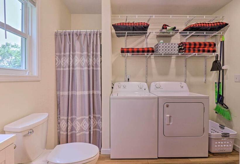 Updated Cottage At Lake Junaluska Golf Course!