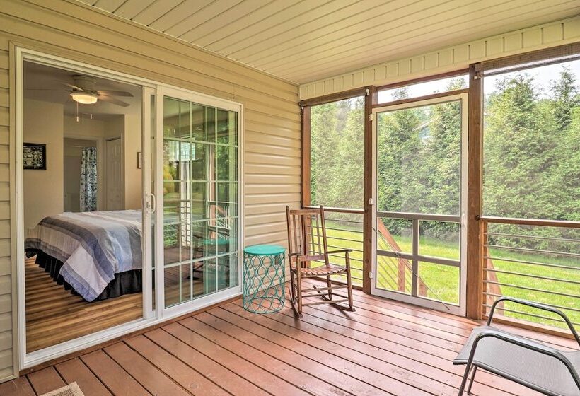 Updated Cottage At Lake Junaluska Golf Course!