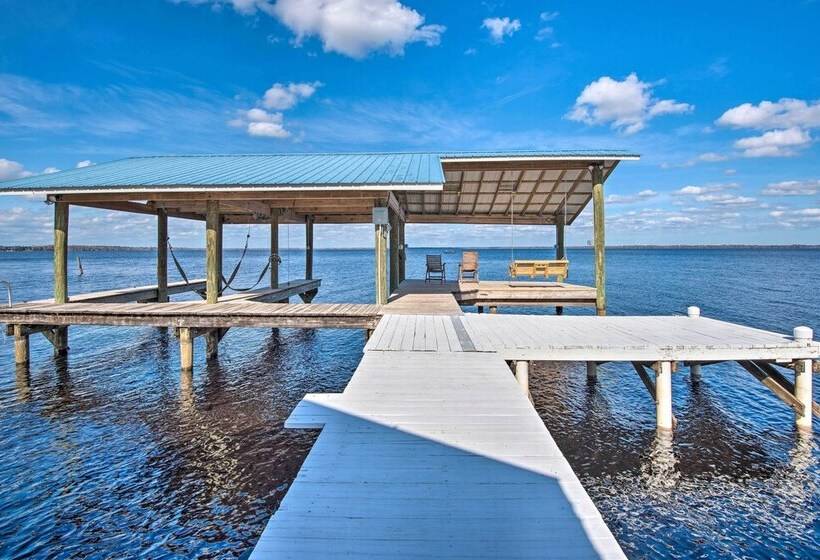 2 Living Rooms: Crescent City Home