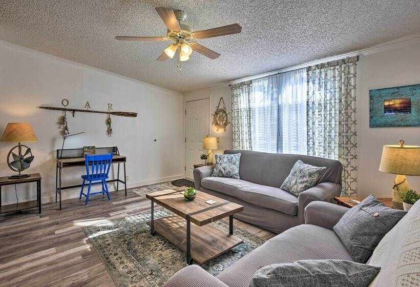 2 Living Rooms: Crescent City Home