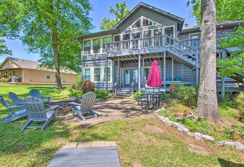 Waterfront Yantis Retreat W/ Deck & Zipline!