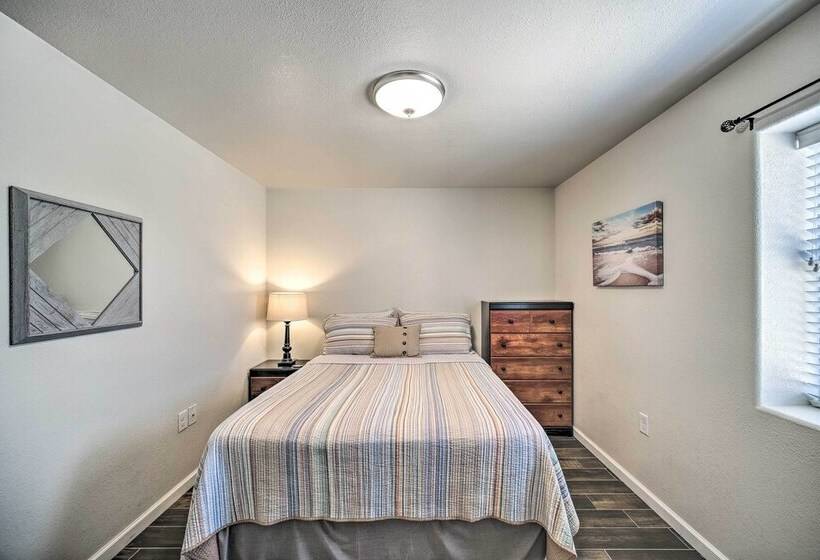 Welcoming Carlsbad Home Near Parks & Town!