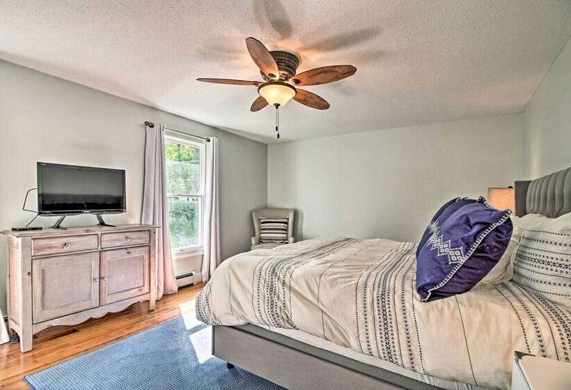 West Dover Home   3 Miles To Mount Snow Resort!