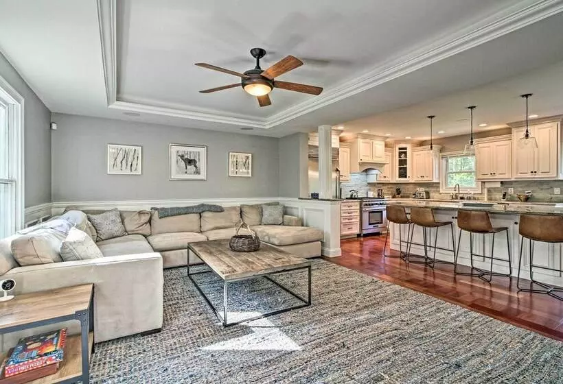 West Dover Home   3 Miles To Mount Snow Resort!