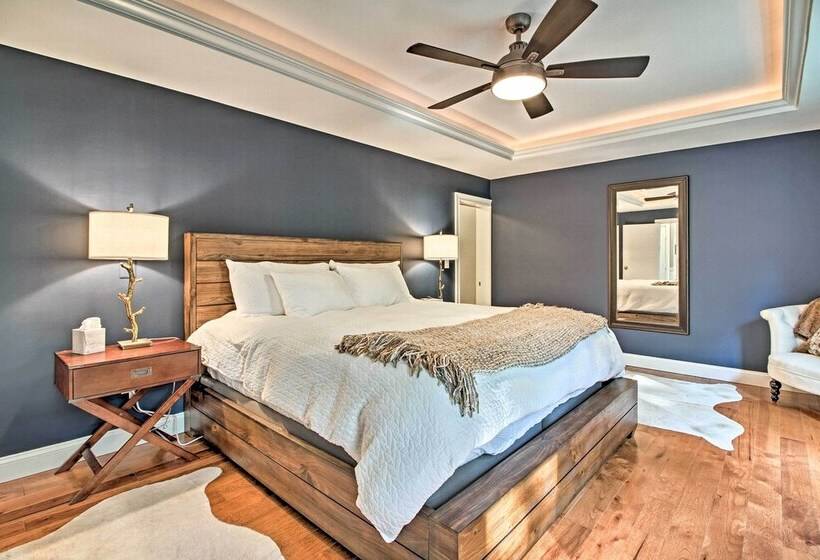 West Dover Home   3 Miles To Mount Snow Resort!