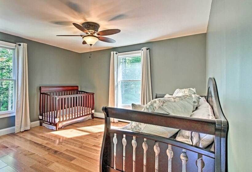 West Dover Home   3 Miles To Mount Snow Resort!